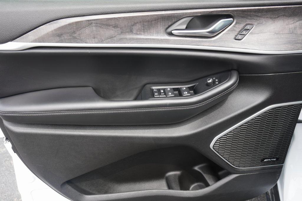 used 2024 Jeep Grand Cherokee 4xe car, priced at $26,000