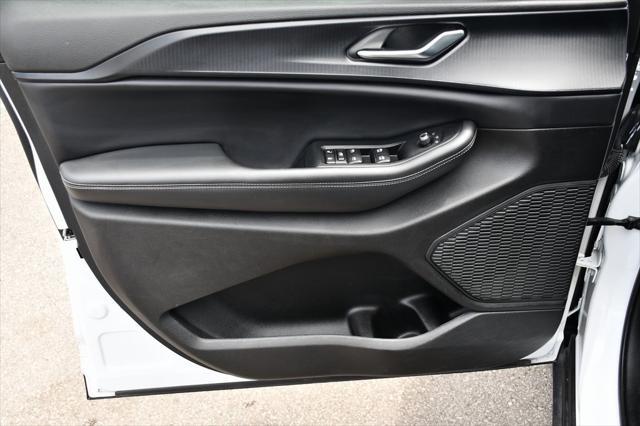 used 2023 Jeep Grand Cherokee L car, priced at $26,900