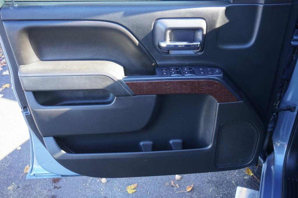 used 2016 GMC Sierra 1500 car, priced at $22,400