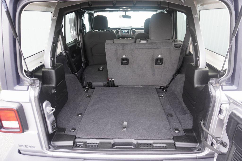 used 2021 Jeep Wrangler Unlimited car, priced at $33,900