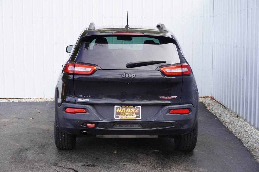 used 2015 Jeep Cherokee car, priced at $9,500