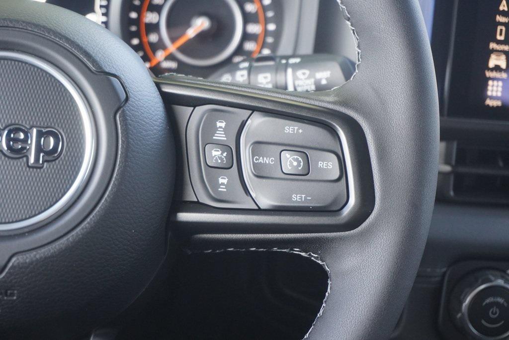 new 2025 Jeep Wrangler car, priced at $65,232