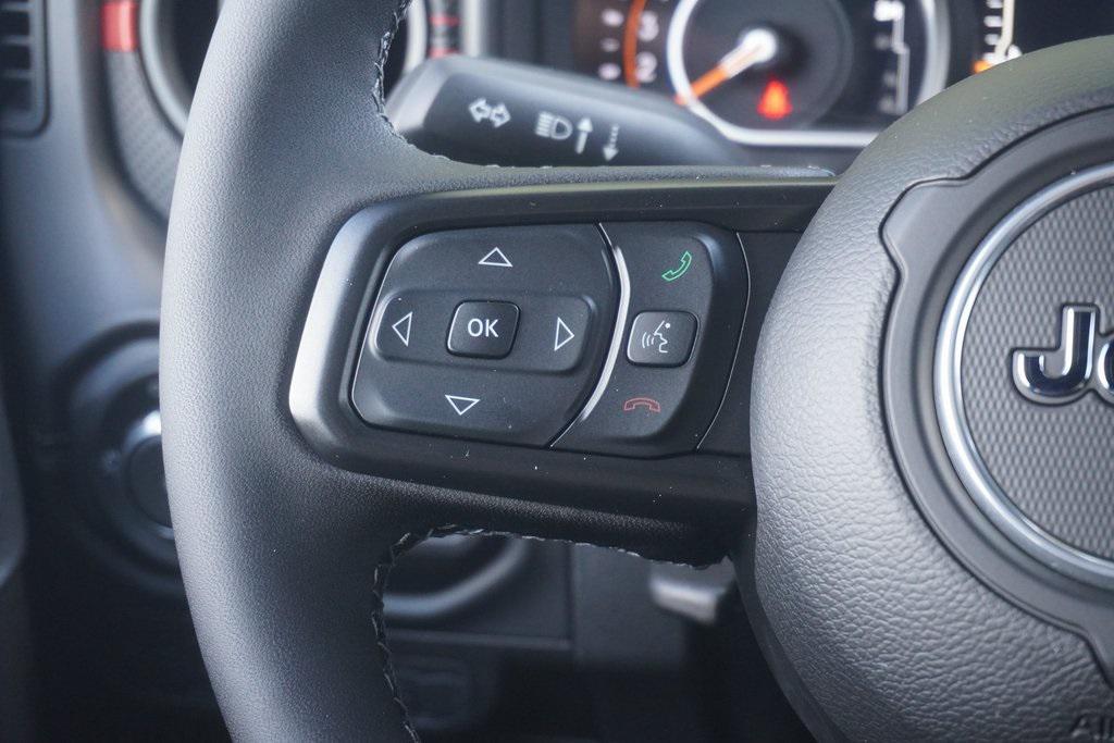 new 2025 Jeep Wrangler car, priced at $65,232