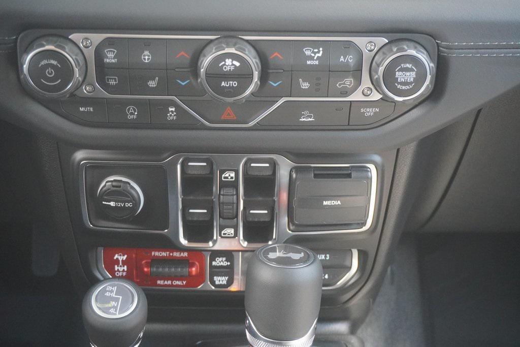 new 2025 Jeep Wrangler car, priced at $65,232