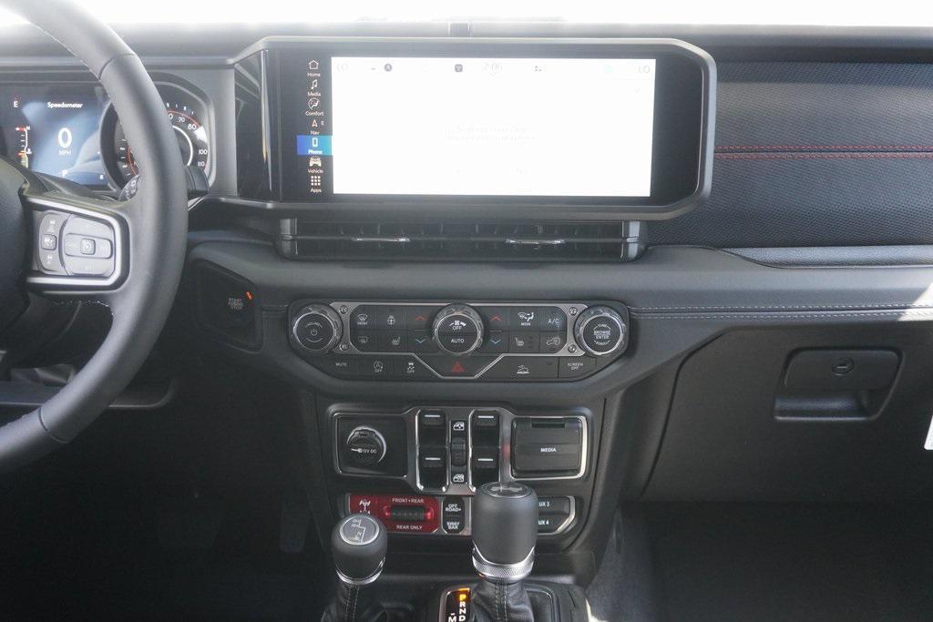 new 2025 Jeep Wrangler car, priced at $65,232