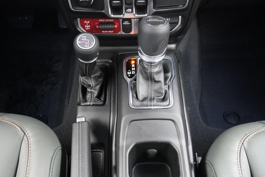 new 2026 Jeep Gladiator car, priced at $57,674