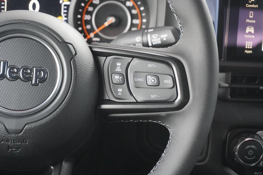 new 2026 Jeep Gladiator car, priced at $46,318