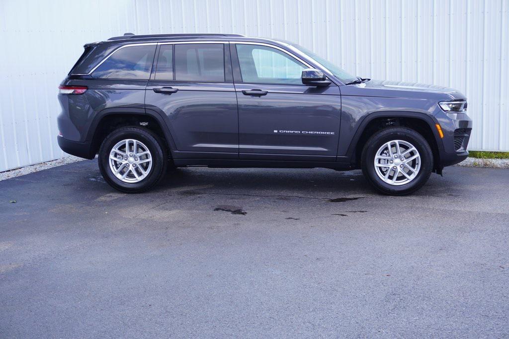 new 2025 Jeep Grand Cherokee car, priced at $35,765