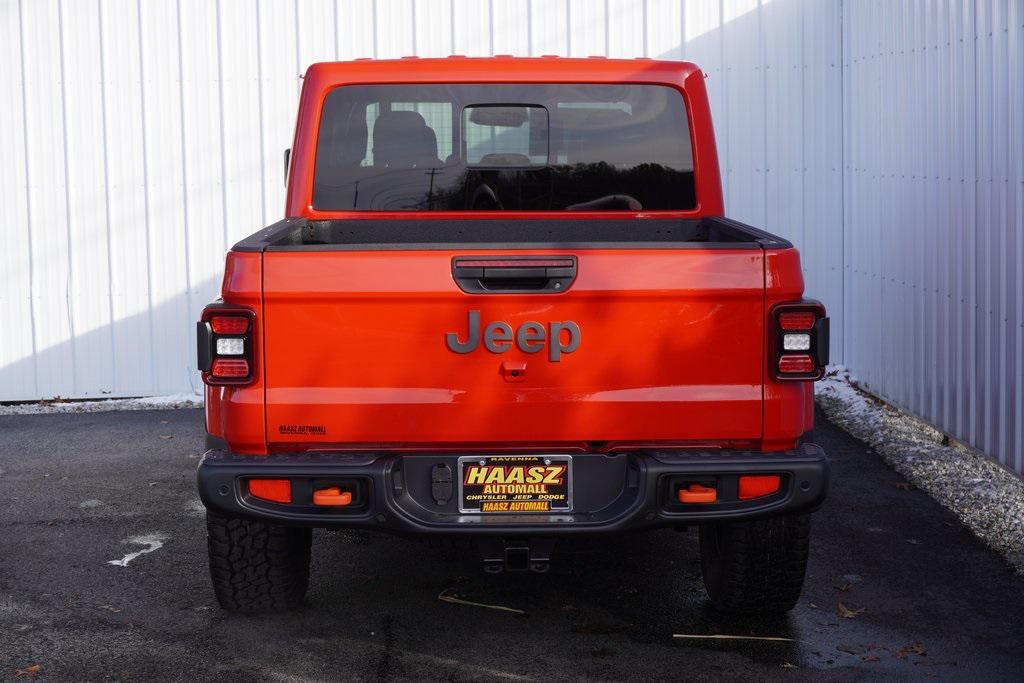 new 2026 Jeep Gladiator car, priced at $57,694