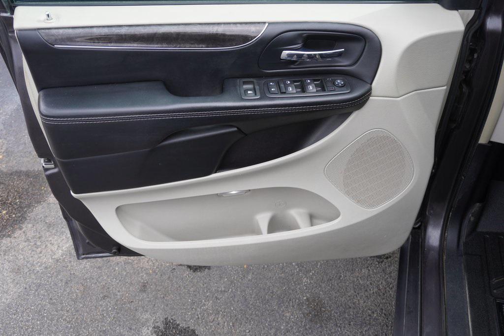 used 2015 Chrysler Town & Country car, priced at $5,000