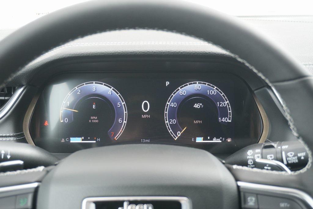 new 2025 Jeep Grand Cherokee L car, priced at $42,902