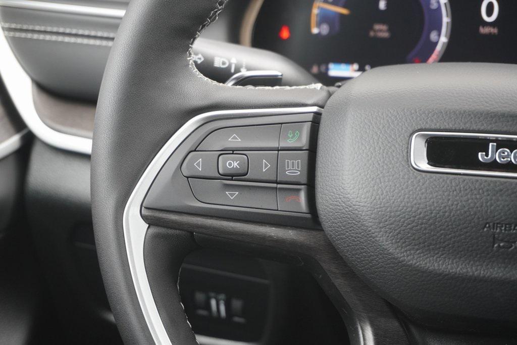 new 2025 Jeep Grand Cherokee L car, priced at $42,902