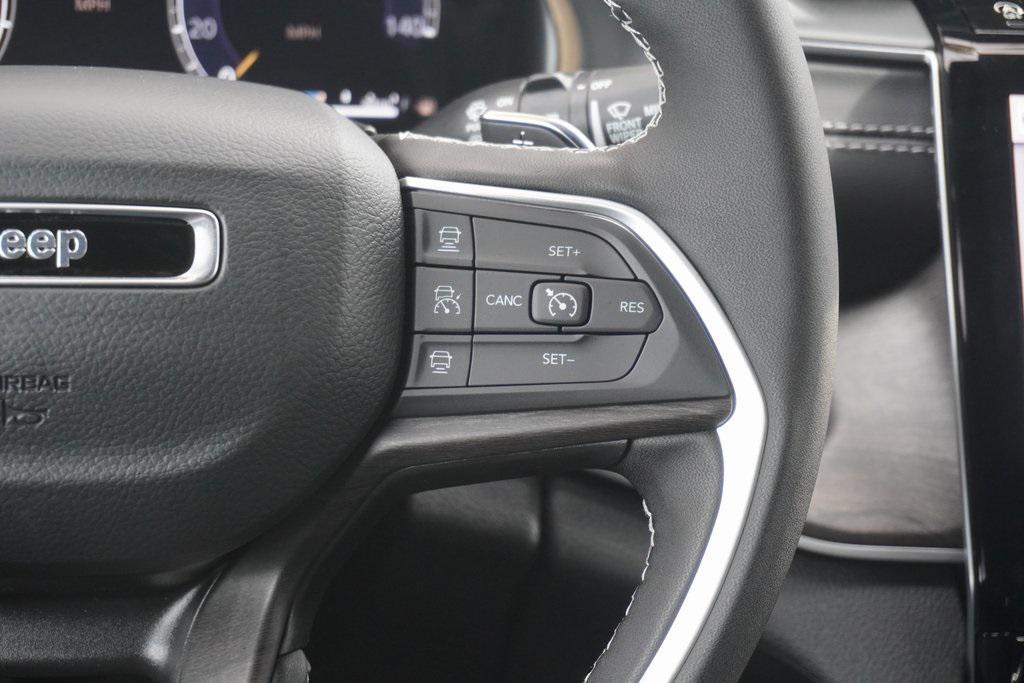 new 2025 Jeep Grand Cherokee L car, priced at $42,902