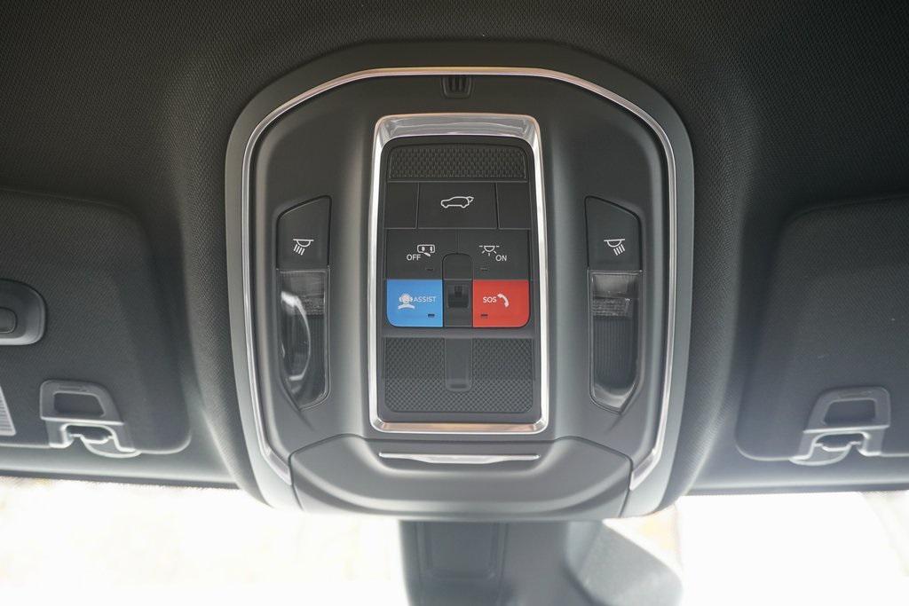 new 2025 Jeep Grand Cherokee L car, priced at $42,902