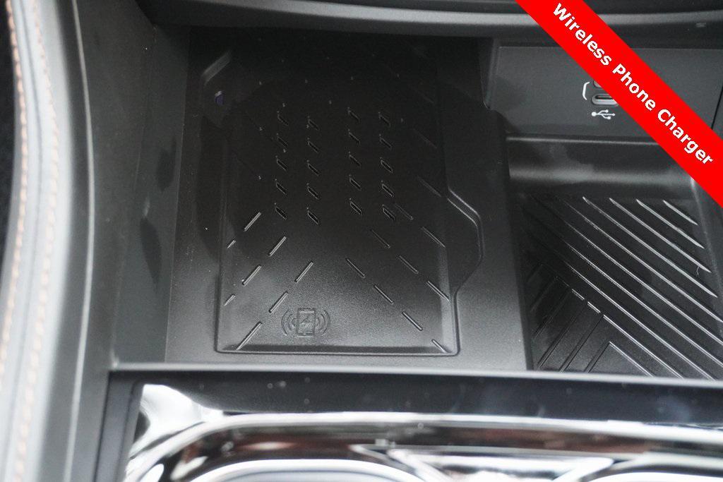 new 2026 Chrysler Pacifica car, priced at $53,767