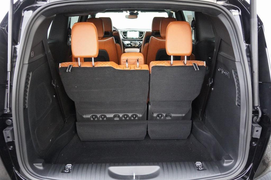 new 2026 Chrysler Pacifica car, priced at $53,767