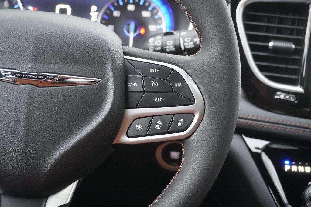 new 2026 Chrysler Pacifica car, priced at $53,767