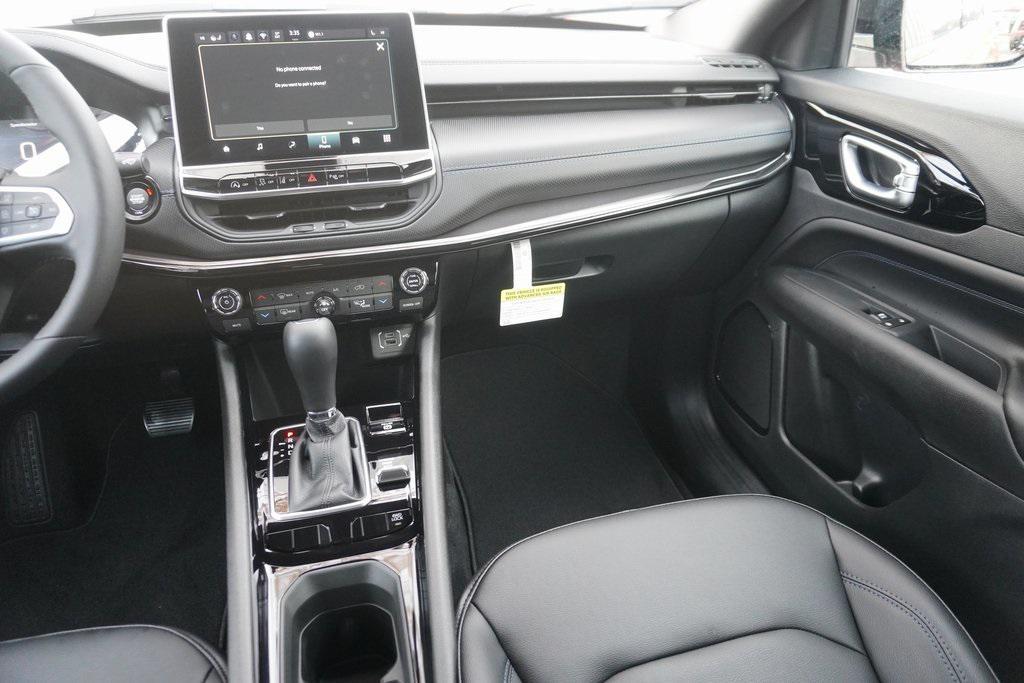 new 2026 Jeep Compass car, priced at $33,244