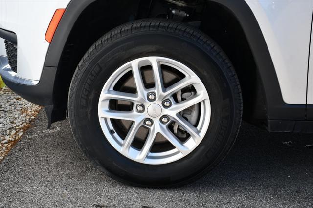 used 2023 Jeep Grand Cherokee L car, priced at $28,800