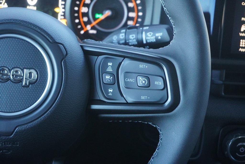 new 2026 Jeep Wrangler car, priced at $47,622