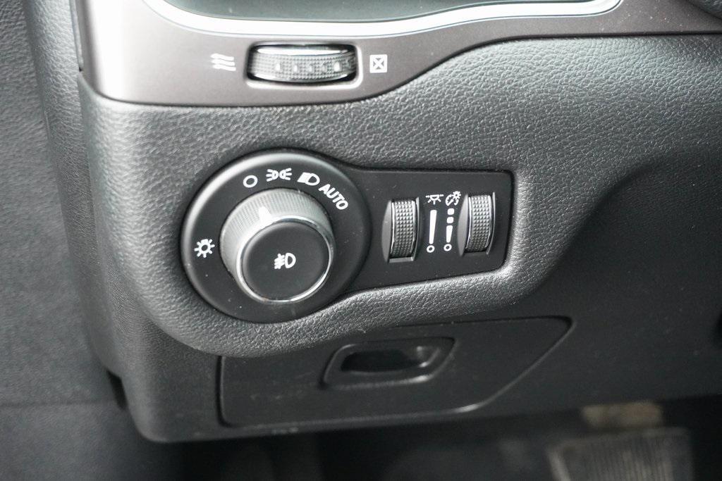 used 2019 Jeep Cherokee car, priced at $13,100
