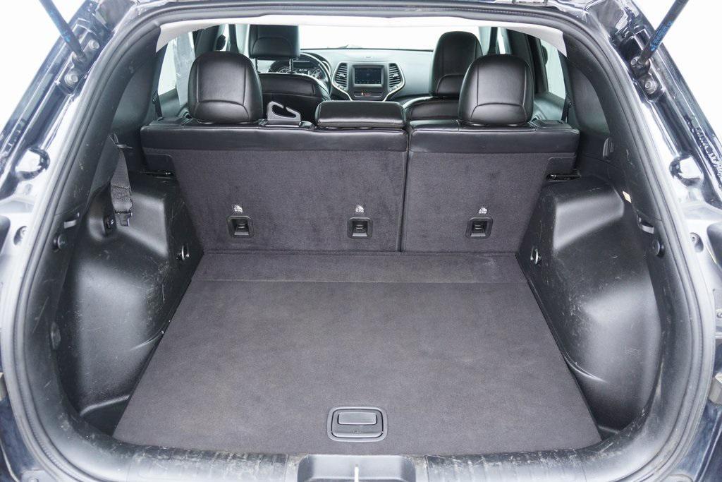 used 2019 Jeep Cherokee car, priced at $13,100