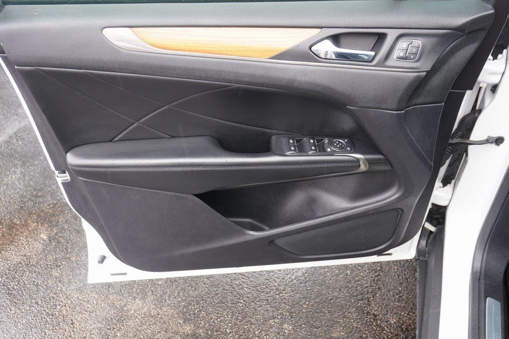 used 2015 Lincoln MKC car, priced at $9,000