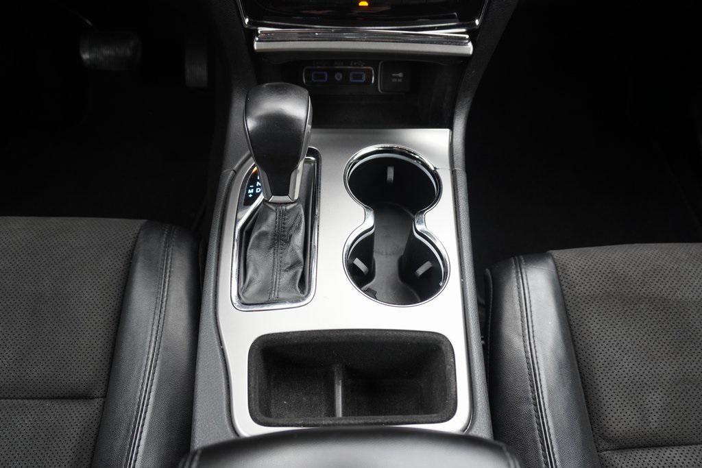 used 2020 Jeep Grand Cherokee car, priced at $24,000