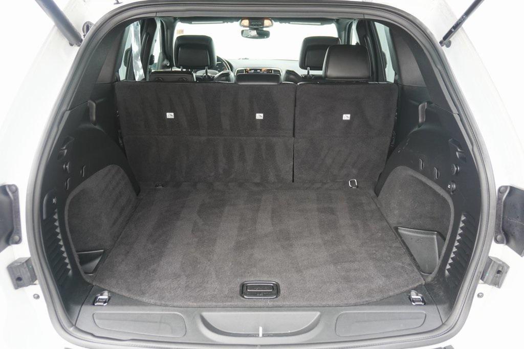 used 2020 Jeep Grand Cherokee car, priced at $24,000