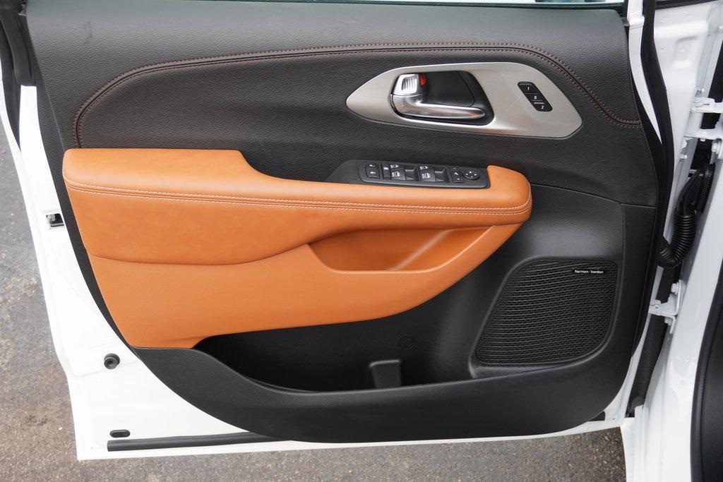 new 2026 Chrysler Pacifica car, priced at $50,531