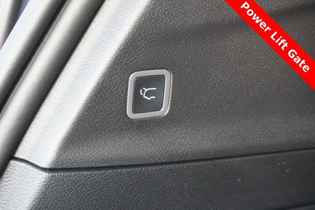 new 2026 Chrysler Pacifica car, priced at $50,531