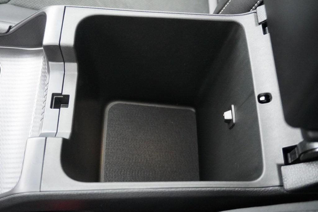 new 2025 Jeep Grand Cherokee L car, priced at $38,654