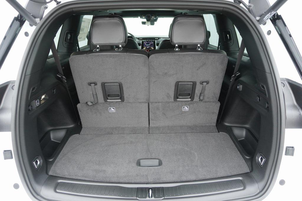 new 2025 Jeep Grand Cherokee L car, priced at $41,248