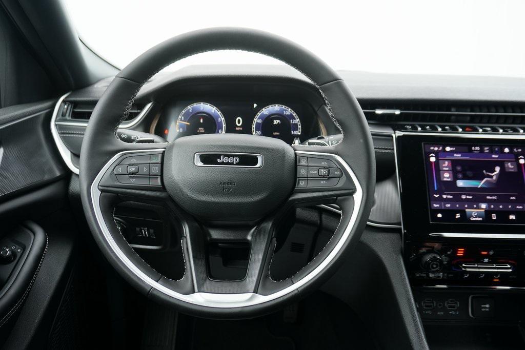 new 2025 Jeep Grand Cherokee L car, priced at $41,248