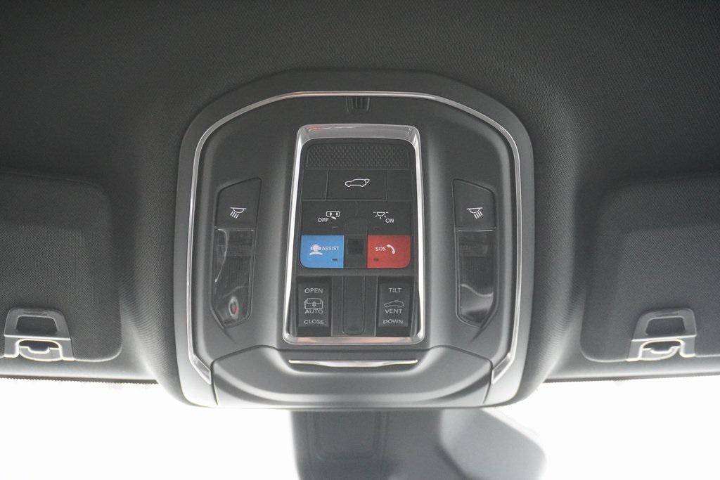 new 2025 Jeep Grand Cherokee L car, priced at $41,248