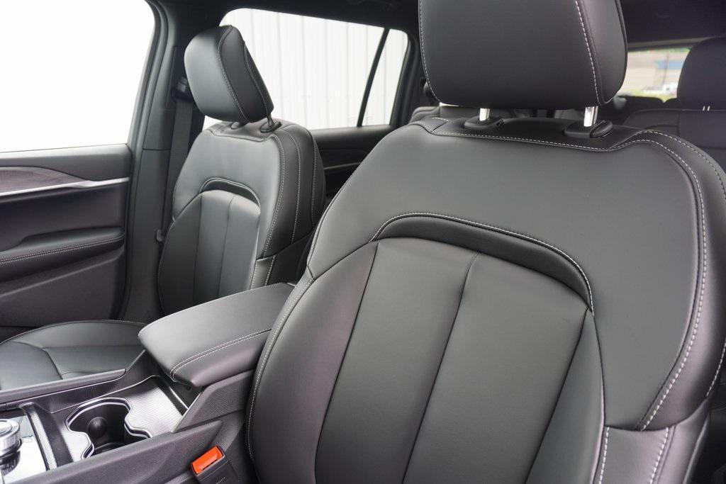 new 2025 Jeep Grand Cherokee L car, priced at $43,405