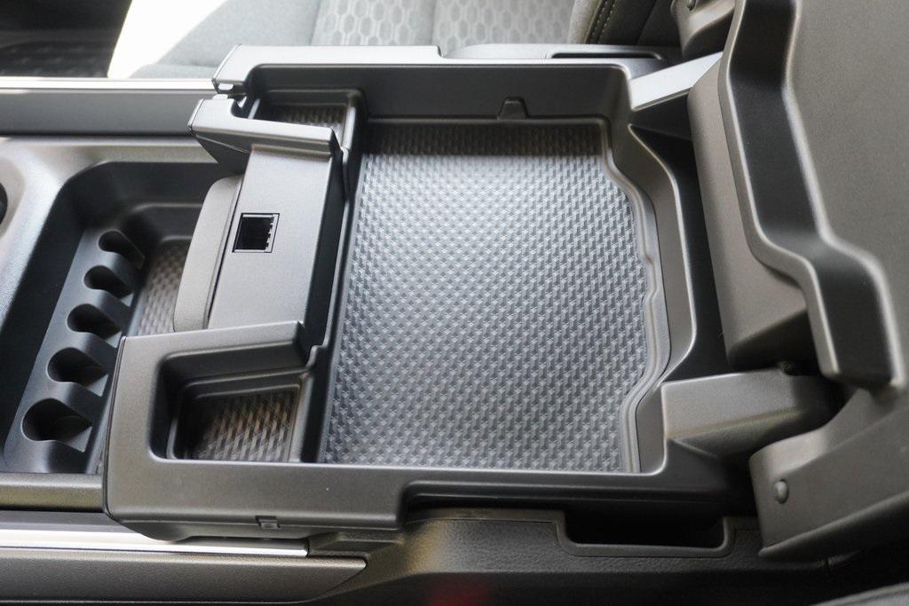 new 2025 Ram 1500 car, priced at $53,479