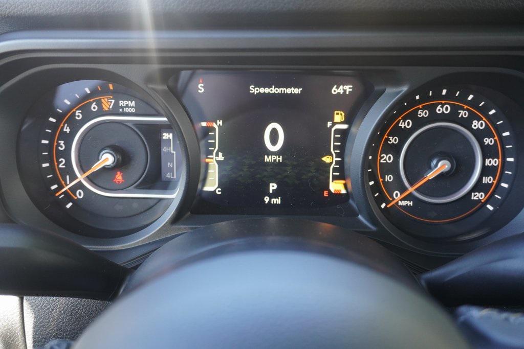 new 2025 Jeep Gladiator car, priced at $44,339