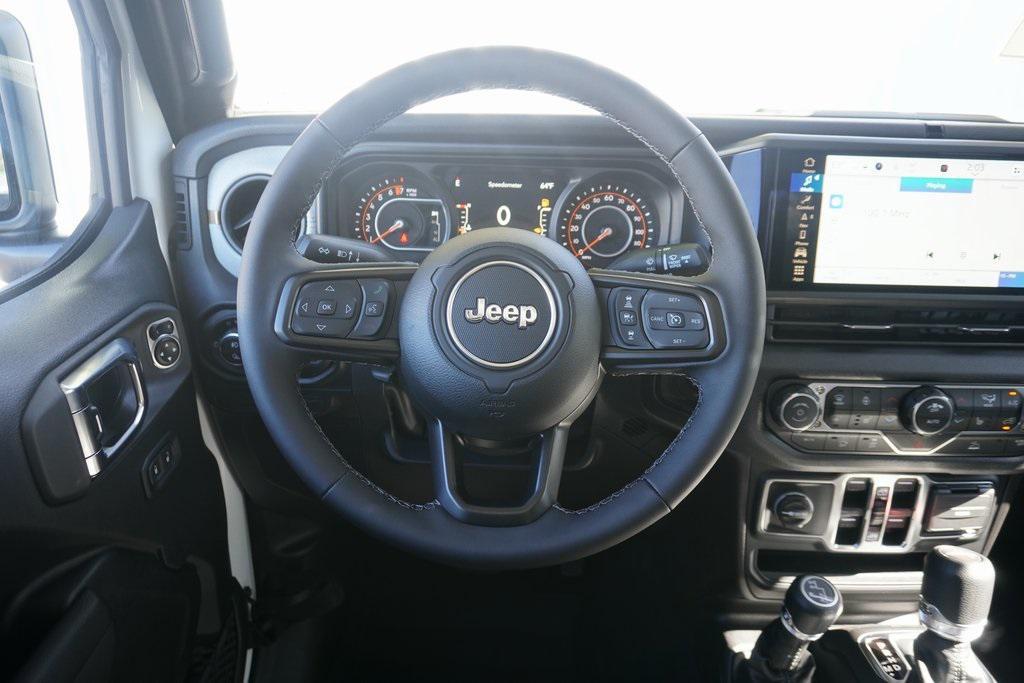 new 2025 Jeep Gladiator car, priced at $44,339