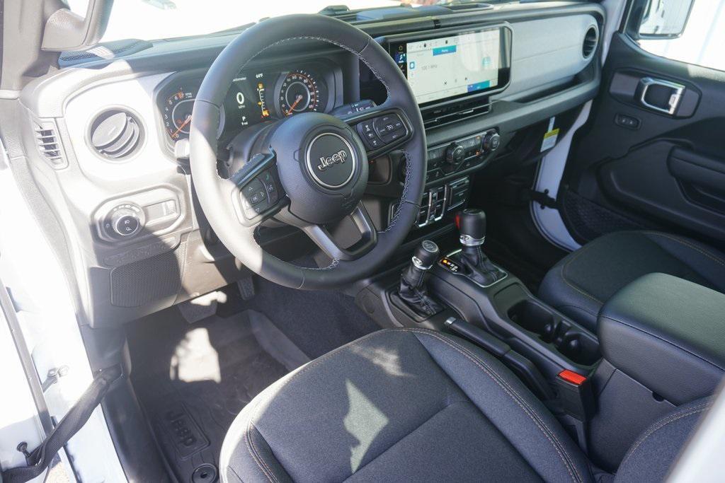 new 2025 Jeep Gladiator car, priced at $44,339