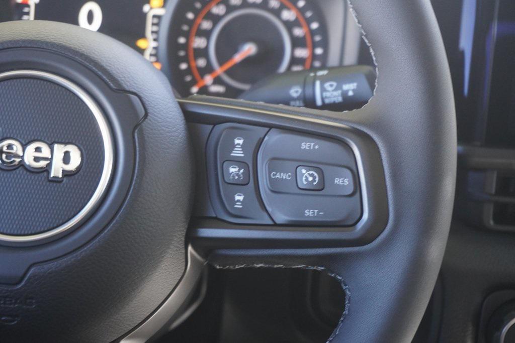 new 2025 Jeep Gladiator car, priced at $44,339