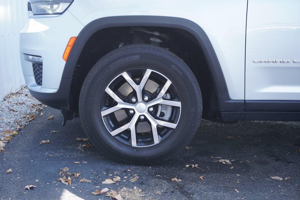 used 2023 Jeep Grand Cherokee L car, priced at $34,300