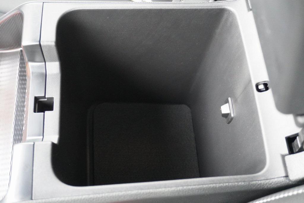 new 2025 Jeep Grand Cherokee car, priced at $46,680