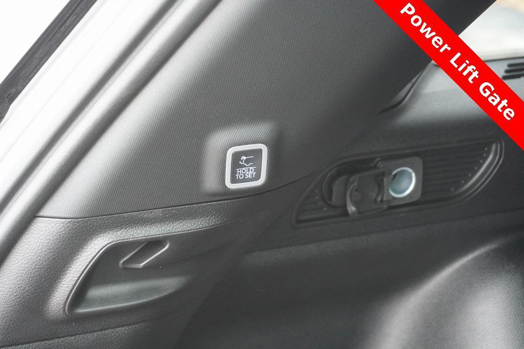 new 2025 Jeep Grand Cherokee car, priced at $46,680