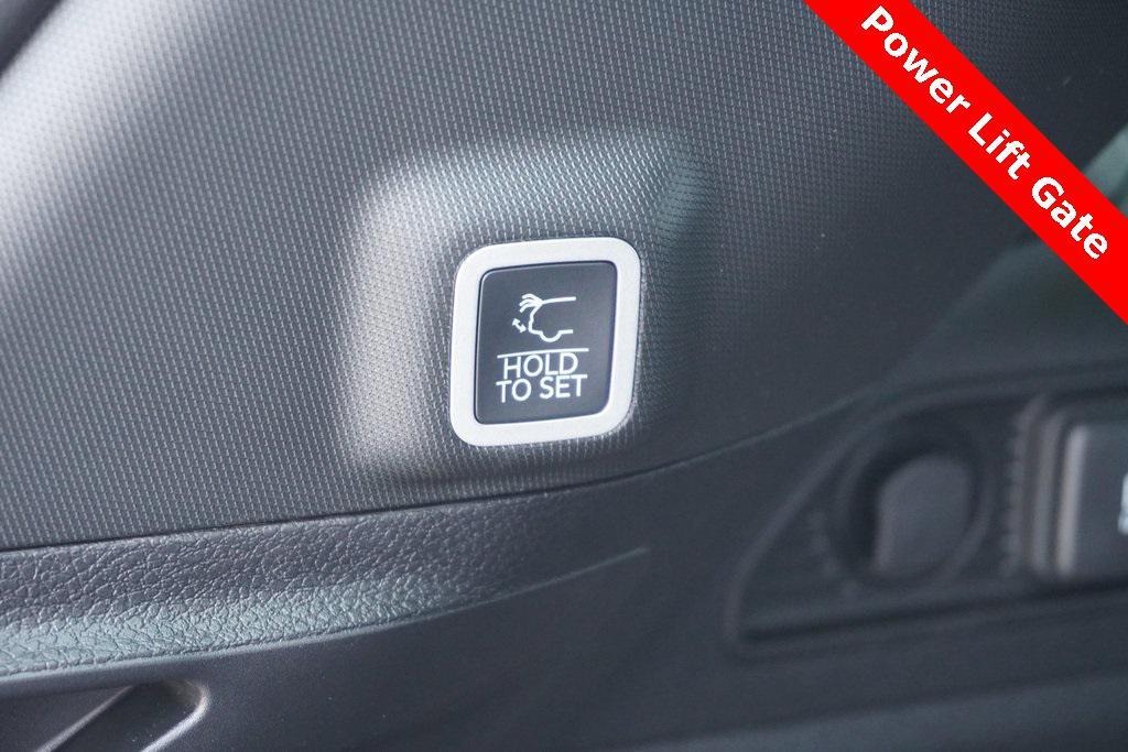 new 2025 Jeep Grand Cherokee car, priced at $41,668