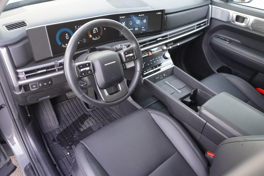 used 2025 Hyundai Santa Fe car, priced at $33,400