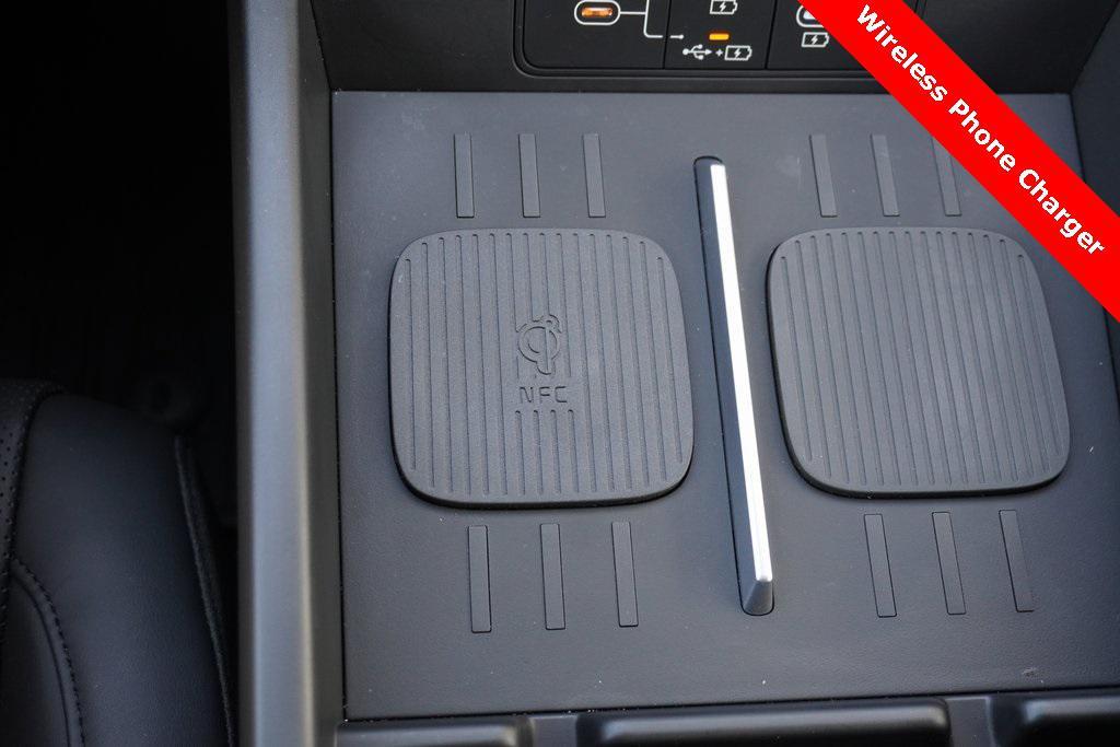 used 2025 Hyundai Santa Fe car, priced at $33,400