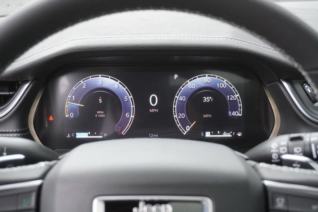 new 2025 Jeep Grand Cherokee car, priced at $46,181