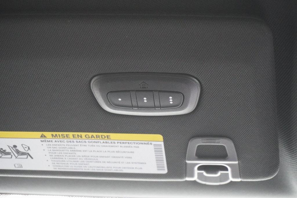 new 2025 Jeep Grand Cherokee car, priced at $46,181