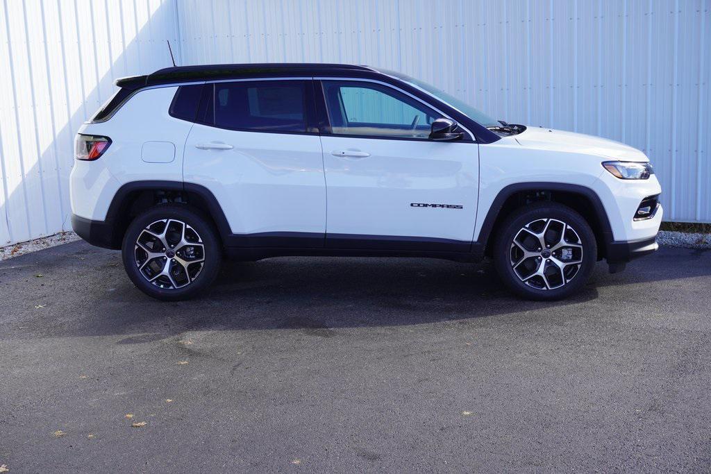 new 2026 Jeep Compass car, priced at $31,598